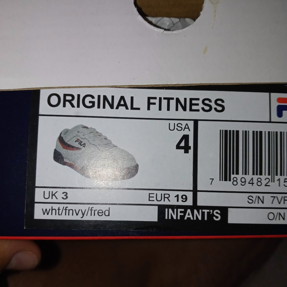 Fila - Picture 2 of 4